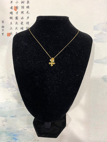 Diamond pestle necklace