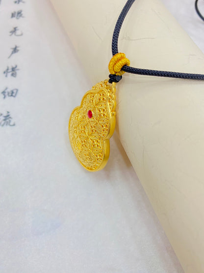 Gourd Pendant