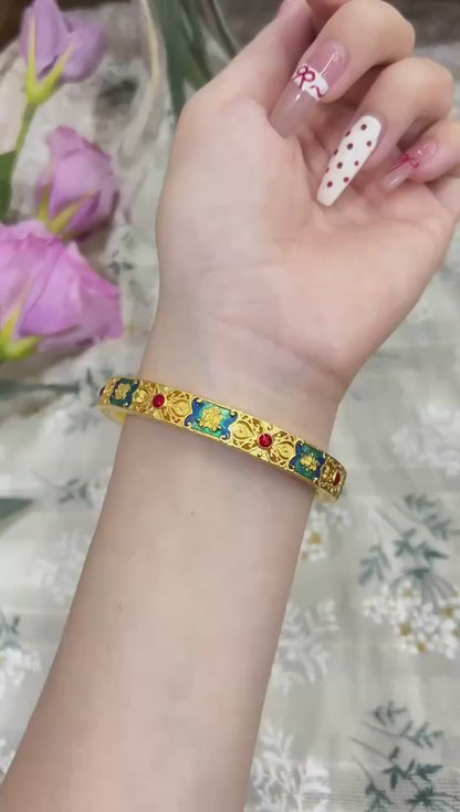 Eight Treasure Compass Bracelet