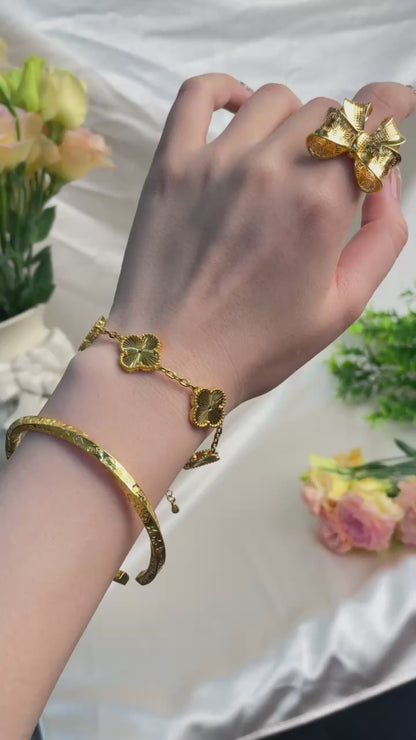 Four leaf clover Bracelet